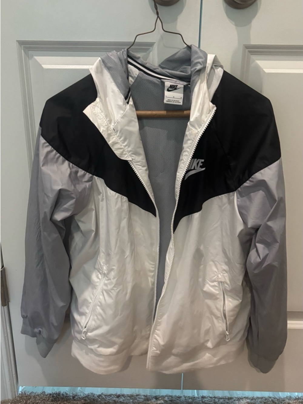Nike Boys Windbreaker Jacket size Lg